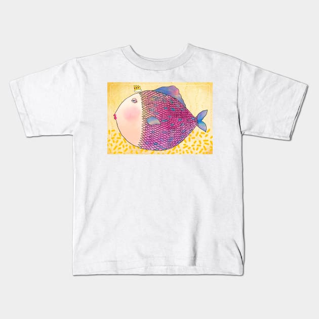 Fish rainbow queen and crown puzzle Kids T-Shirt by empaduggan